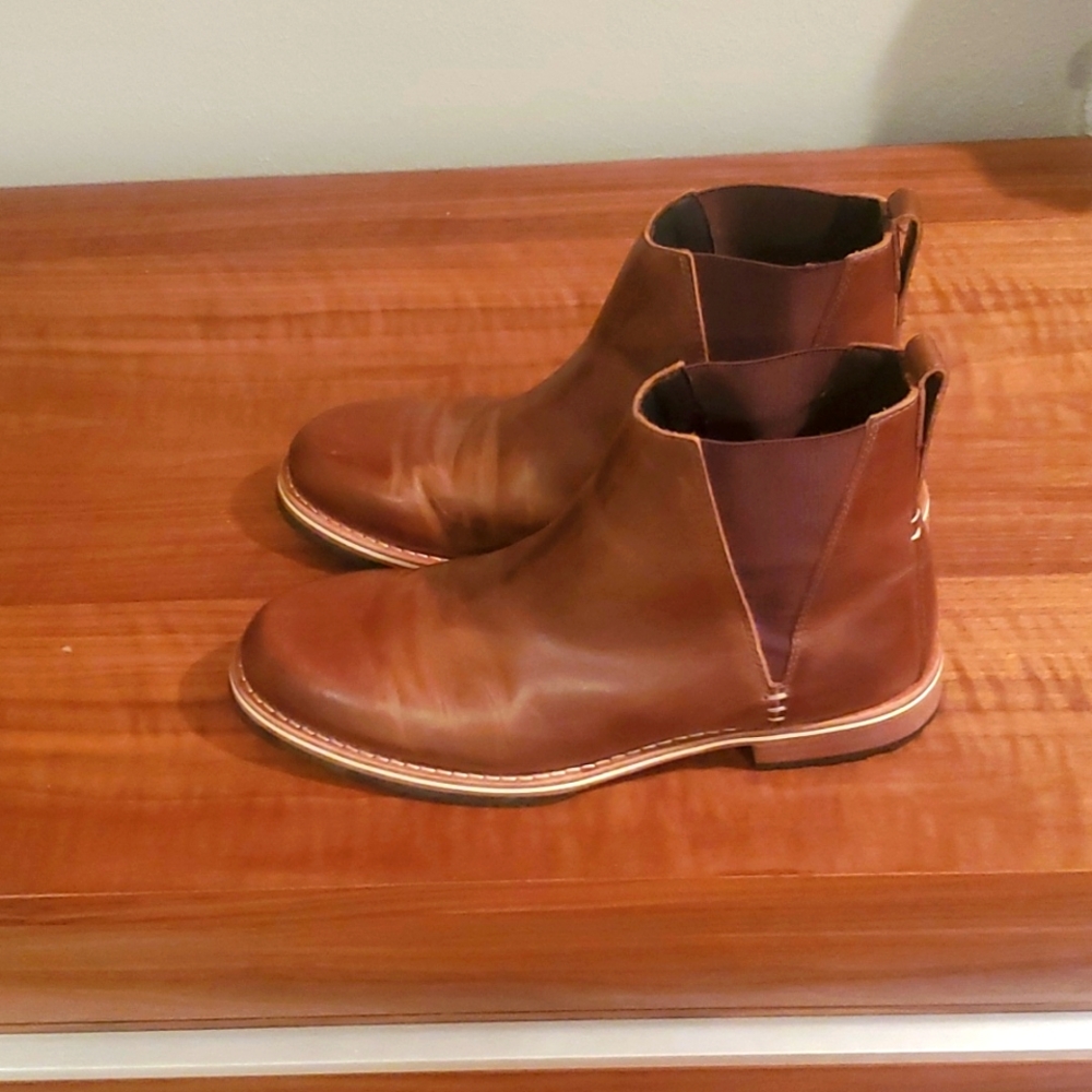 Helm Hollis Tan 11 EE
